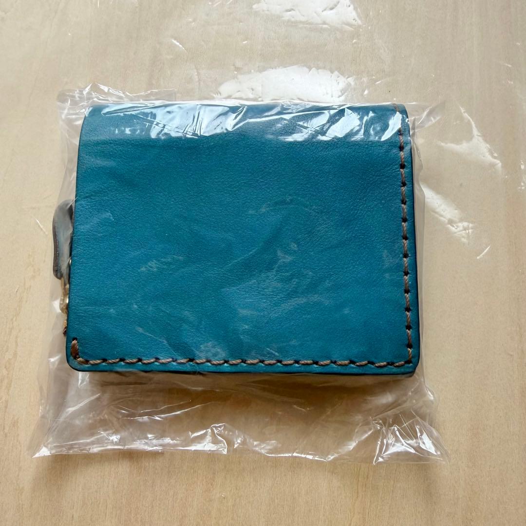 HERZ 小型の二つ折り財布 限定色 セルリアンブルー ヘルツ