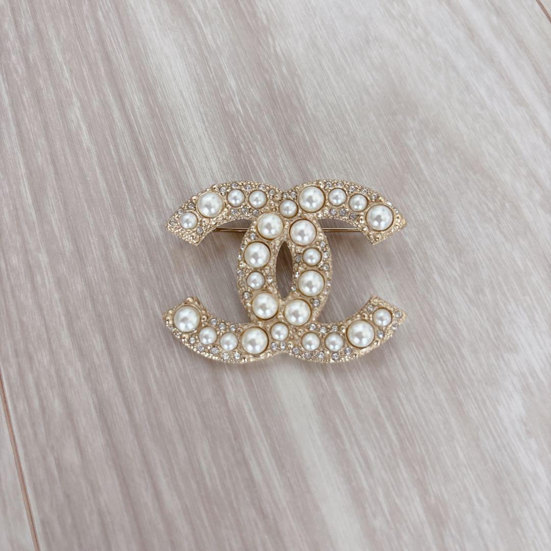 CHANEL シャネル ココマーク ブローチ　コスチュームパール 2024年購入
