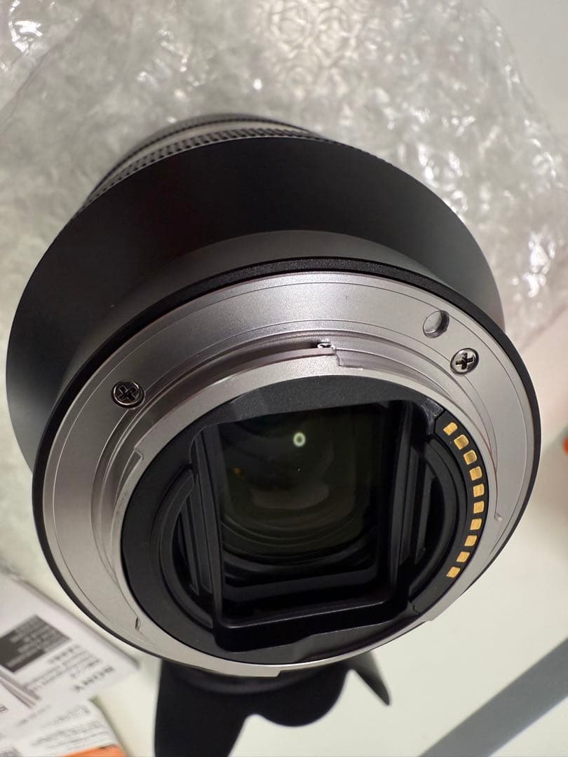 新品同様品　ソニー　SEL24240