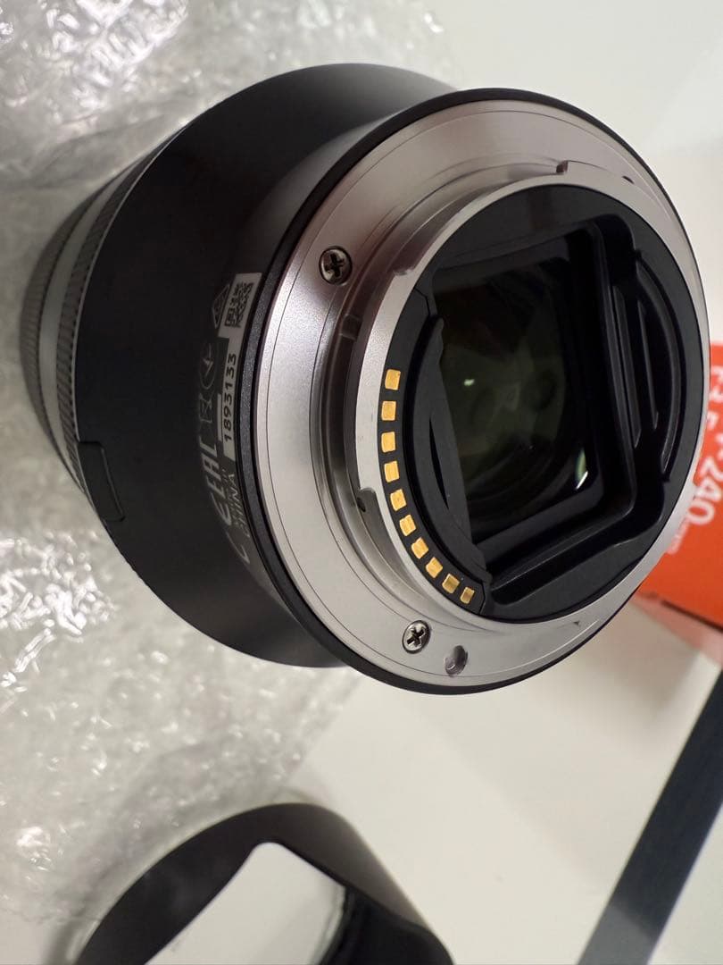 新品同様品　ソニー　SEL24240