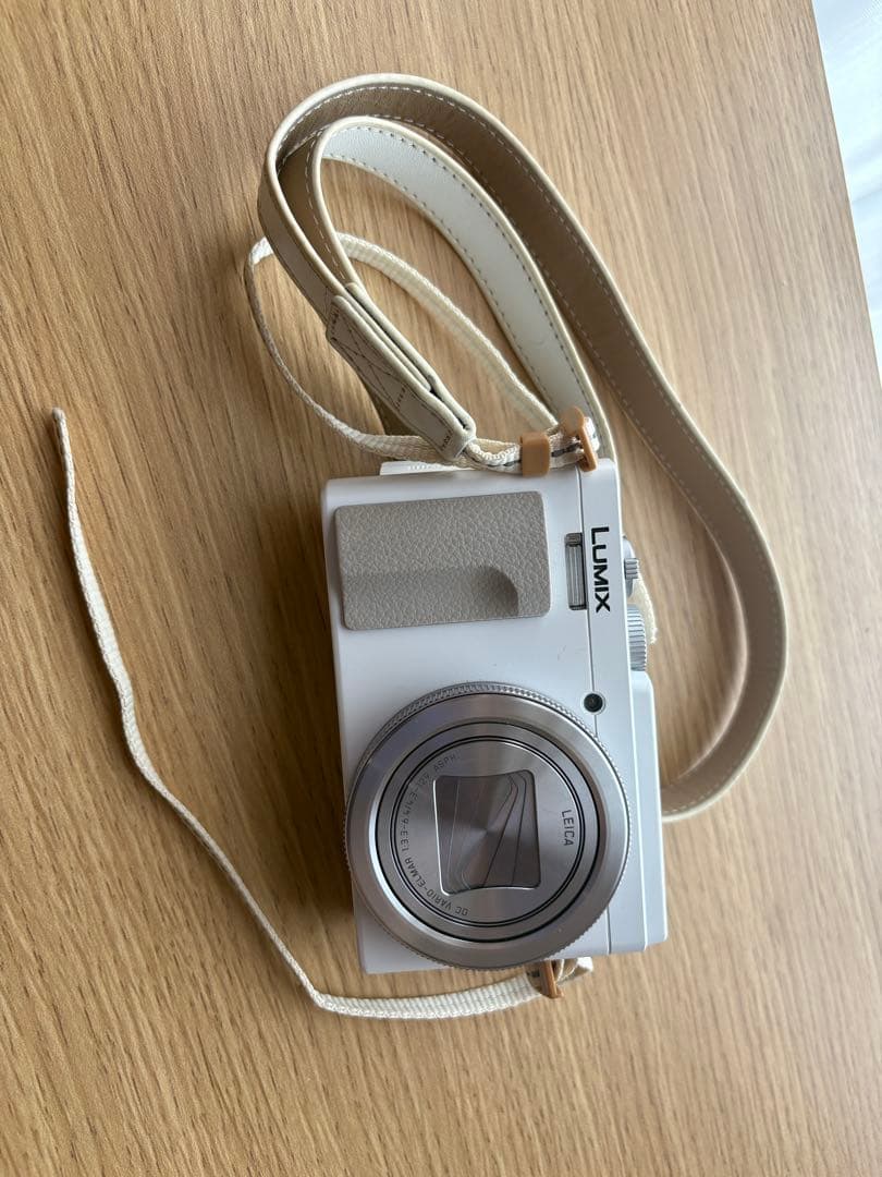 【〜8/22出品・お値下げ可】Panasonic LUMIX DC-TZ95
