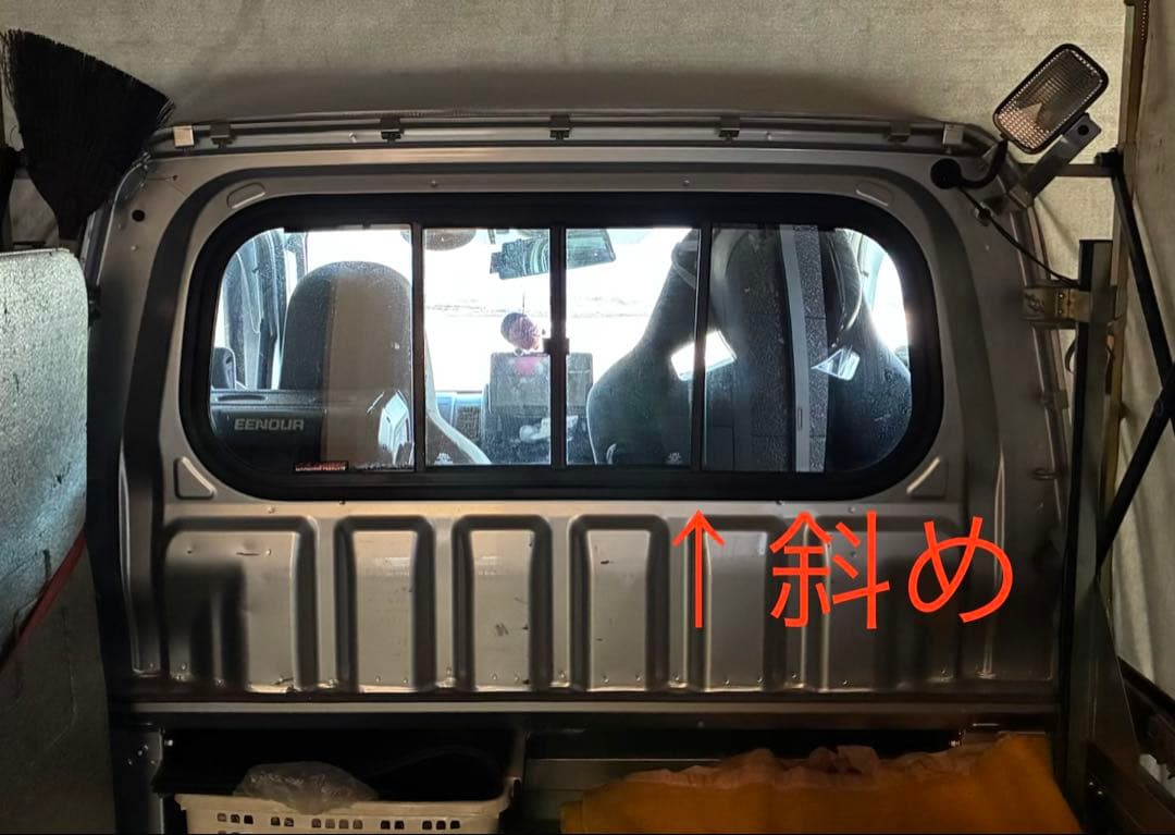 ハイゼットジャンボ　前期　リアガラスが開閉する