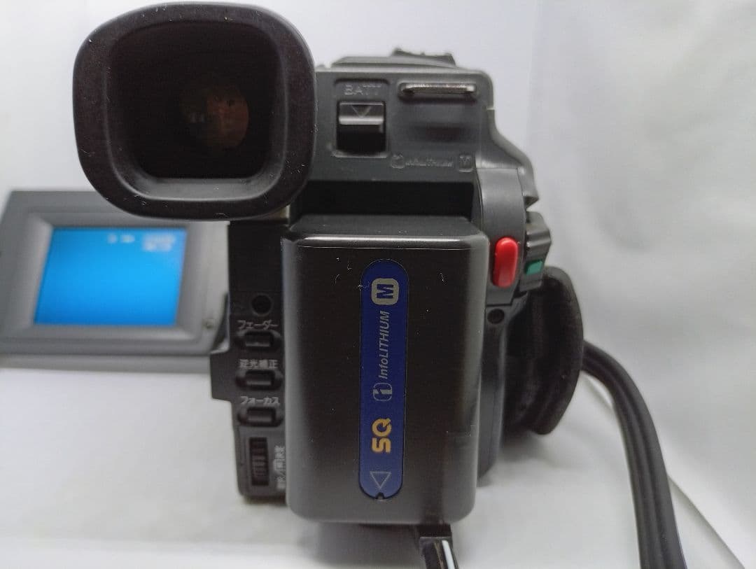 ナ*ベ様 動作良好品　SONY Hi8ビデオカメラ　Handycam CCD-T