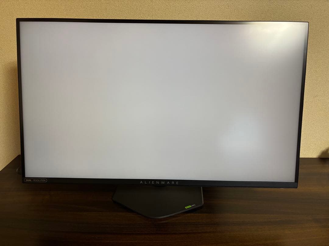 Dell AW2725QF 27インチ ゲーミングモニター 4K IPSパネル