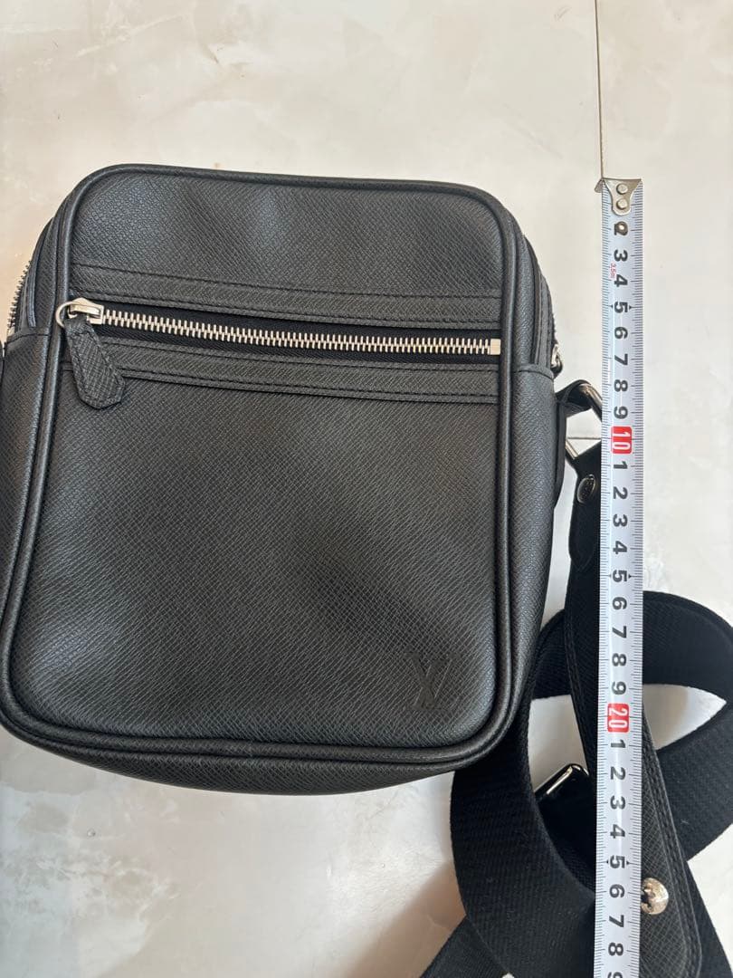 LOUIS VUITTON MENSショルダーバック