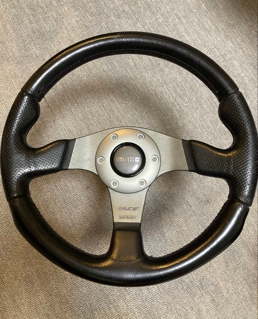 MOMO RACE 32φ ホーンリング ホーンボタン付き