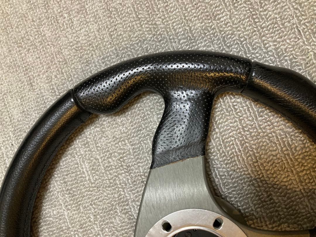 MOMO RACE 32φ ホーンリング ホーンボタン付き