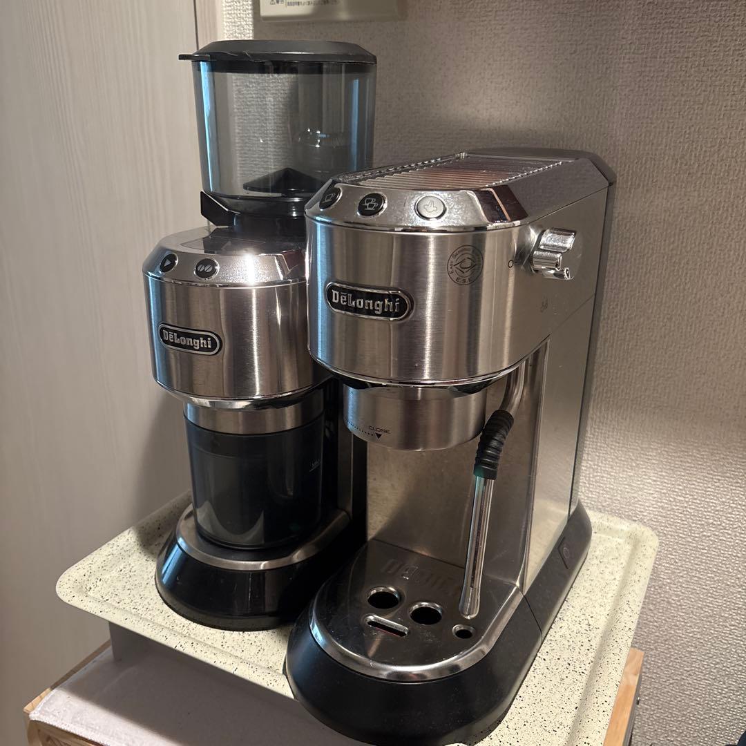 【早い者勝ち】DeLonghi エスプレッソマシン コーヒーグラインダー付き