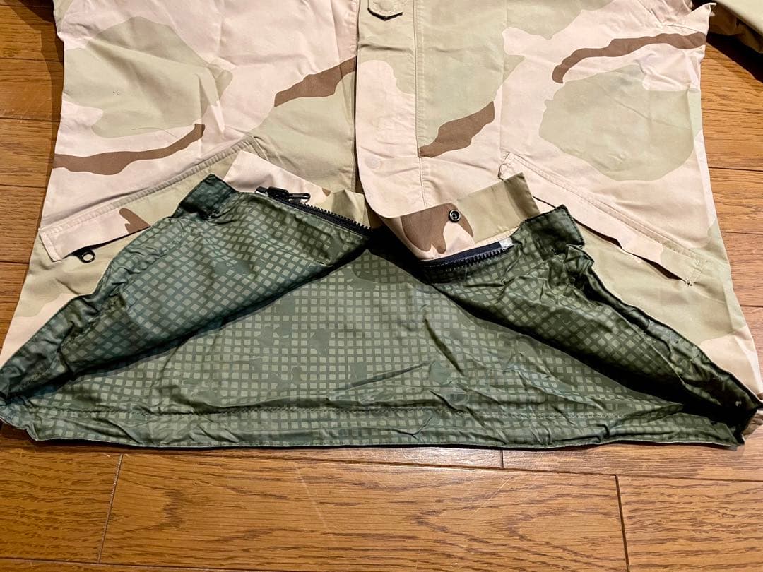 実物本物【最軽量】ゴアテックスパーカー　特殊部隊　リバーシブルナイトカモ　M