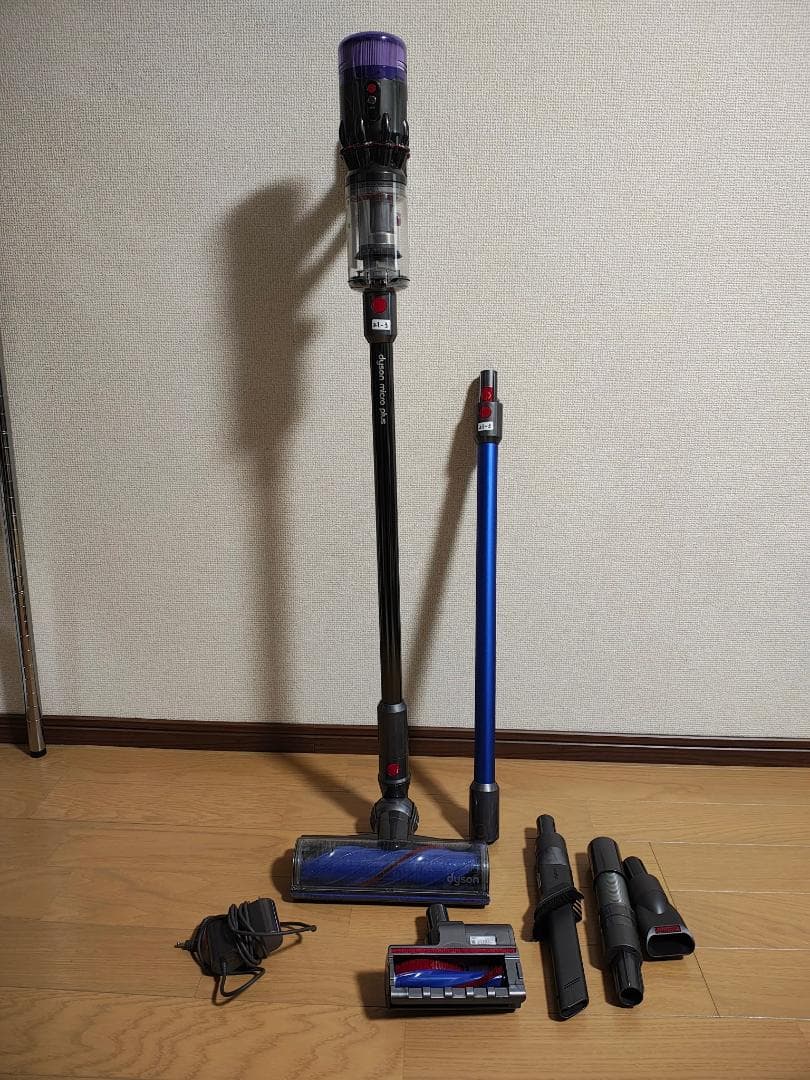 ダイソン★Micro 1.5kg★SV21★バッテリー新品と同等★3