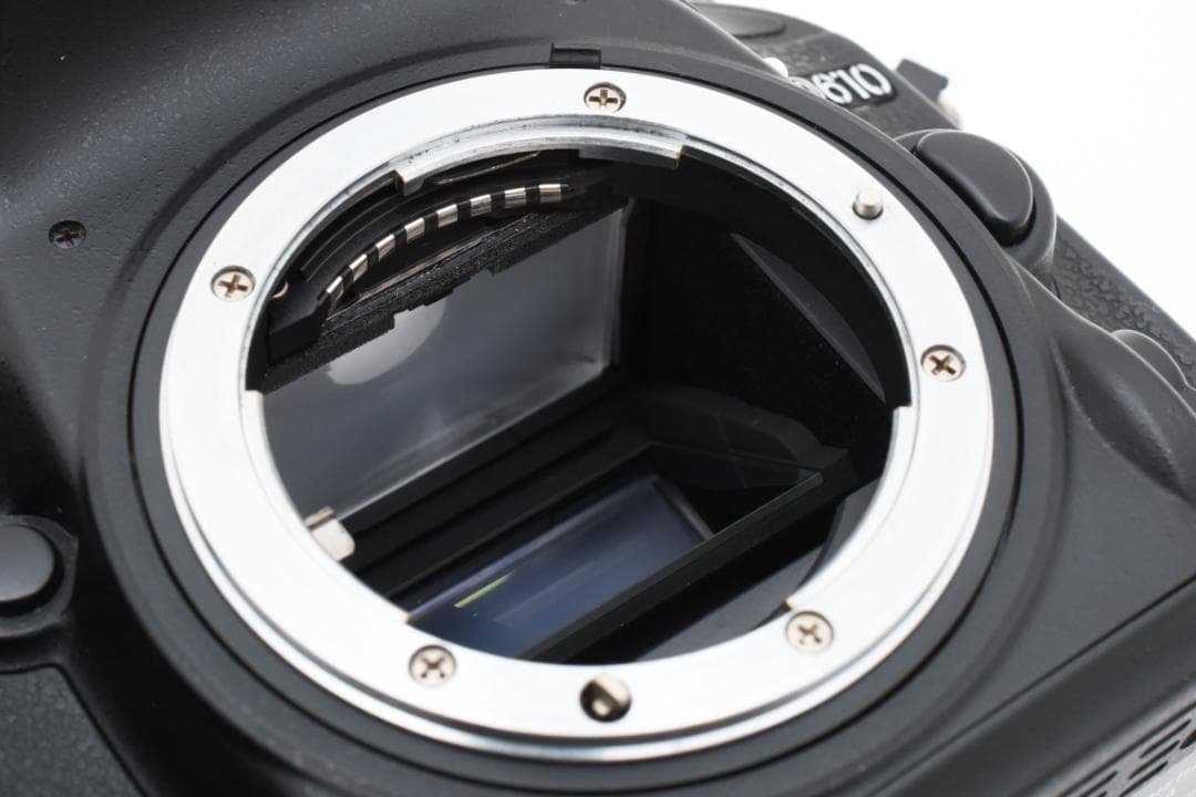 超美品 ニコン D610 デジタル ボディ ショット枚数　14752枚 M318