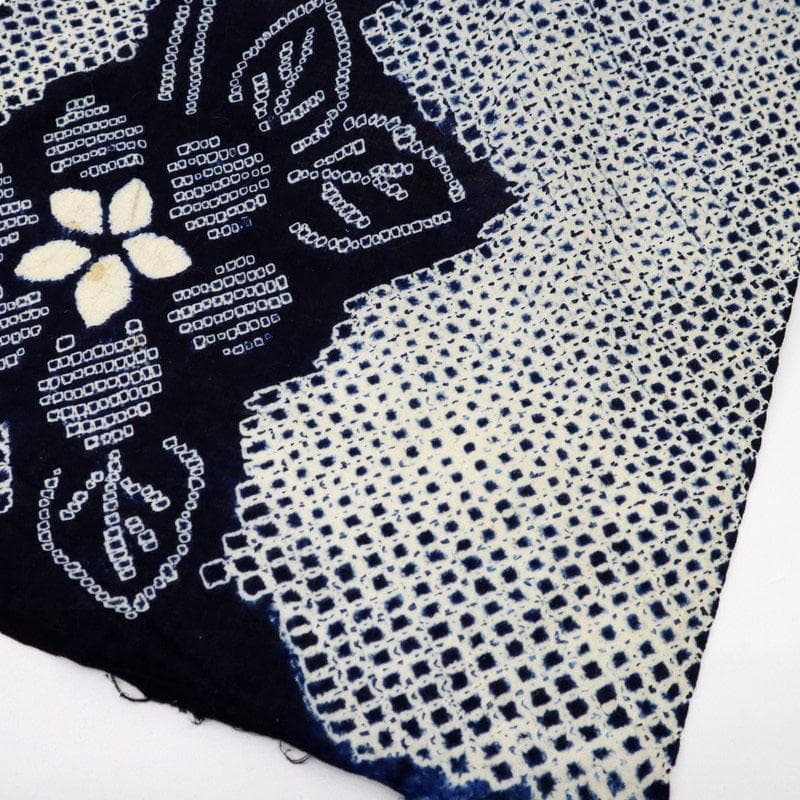 《ねこ★ハイブリ仕立て＋居敷当て＋しぼり浴衣揺れる花模様■反25-116》