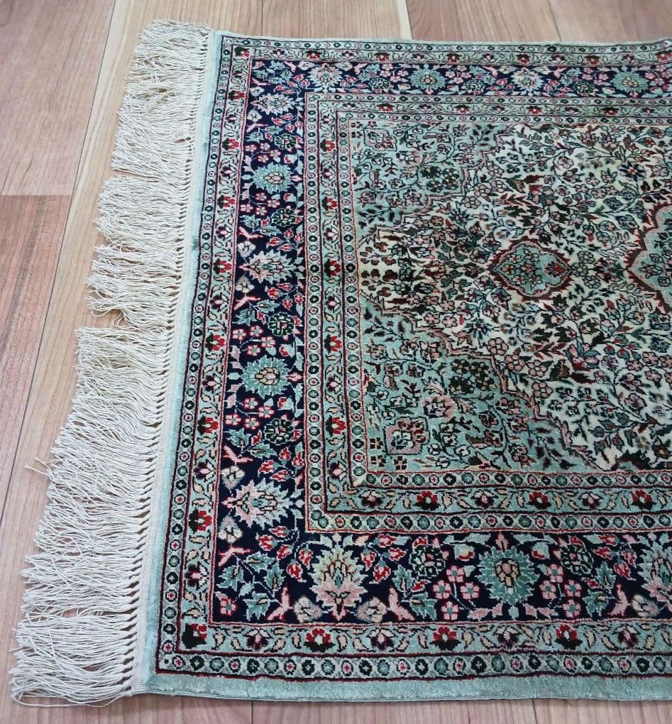 Y3103-2 トルコ製 トルコ絨毯 手織り シルク 91×61㎝ ラグ マット