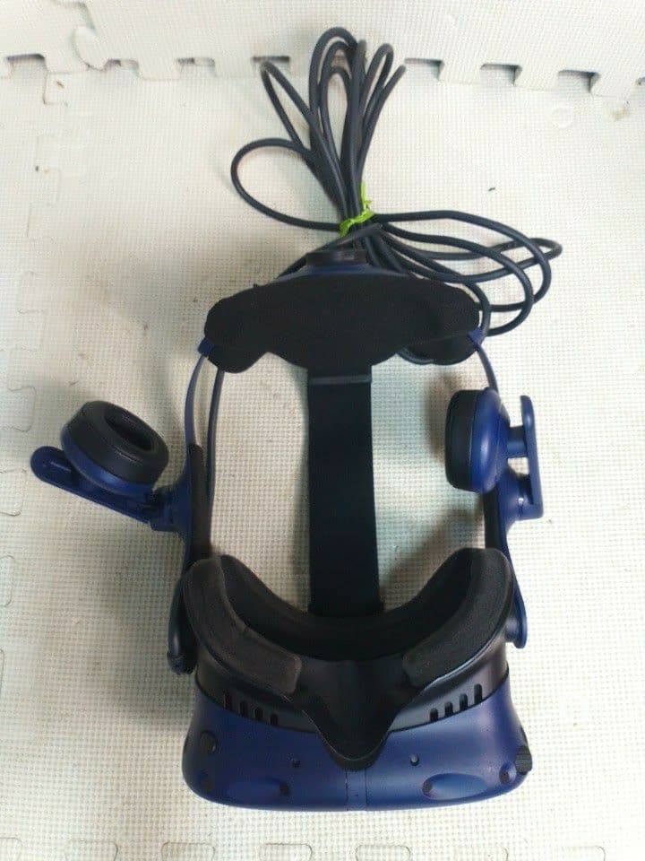 VR VIVE ヘッドセット部分のみ　ゲーム　Game　 VRゴーグル