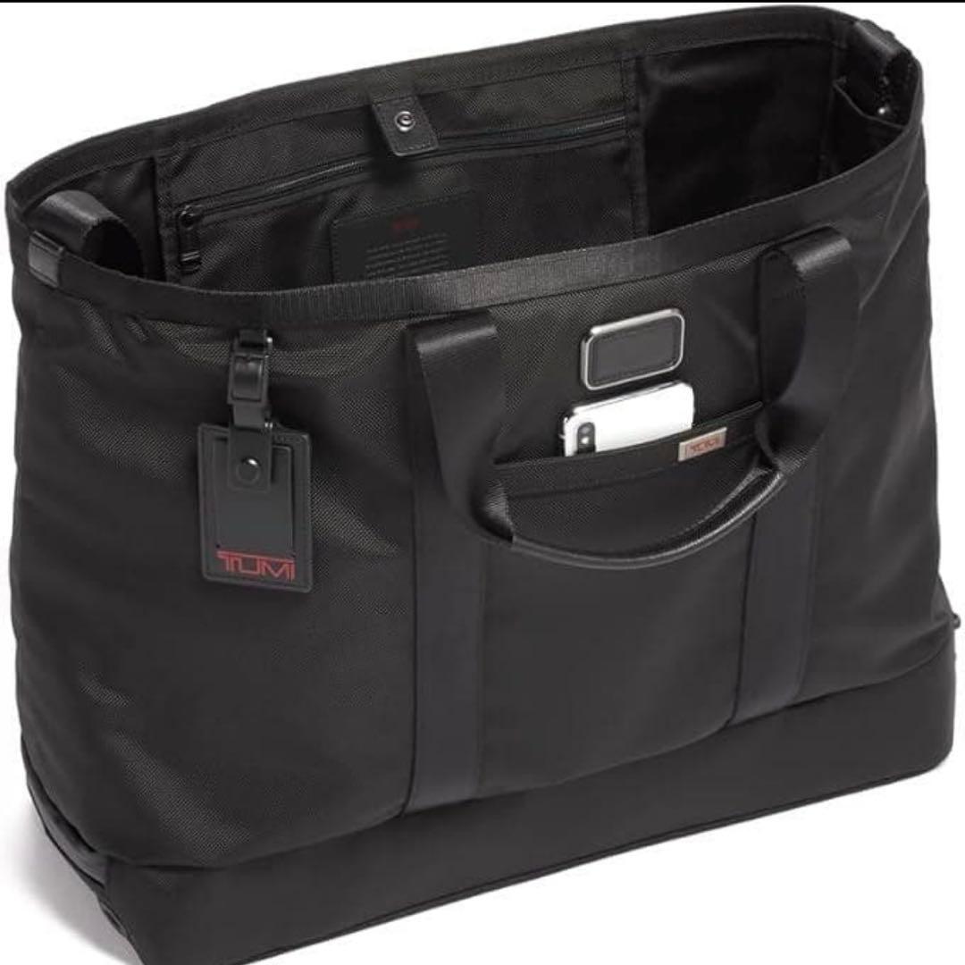 りお♪エルパト 　TUMI トートバッグ ALPHA Carryall