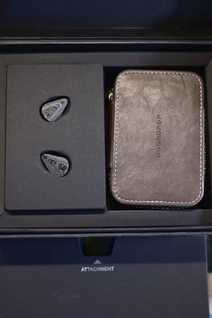 水月雨 MOONDROP DARKSABER 黑劍