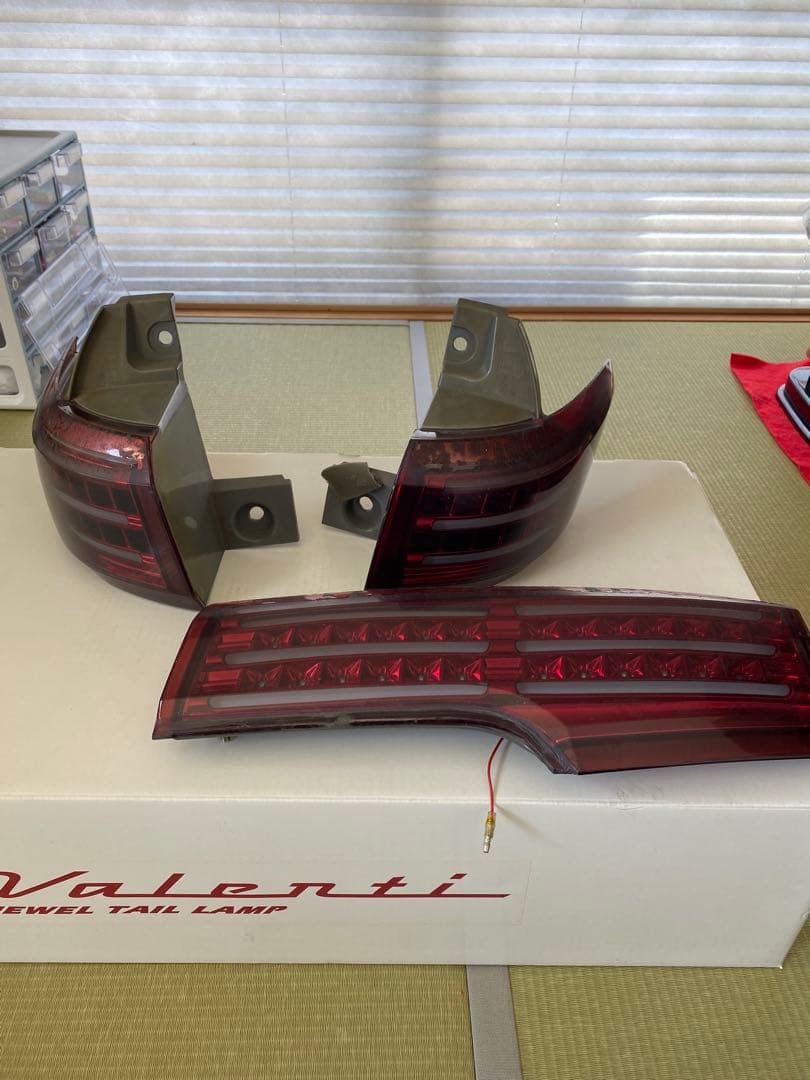 エルグランド E52系 Valenti ヴァレンティ ジュエルLEDテールランプ