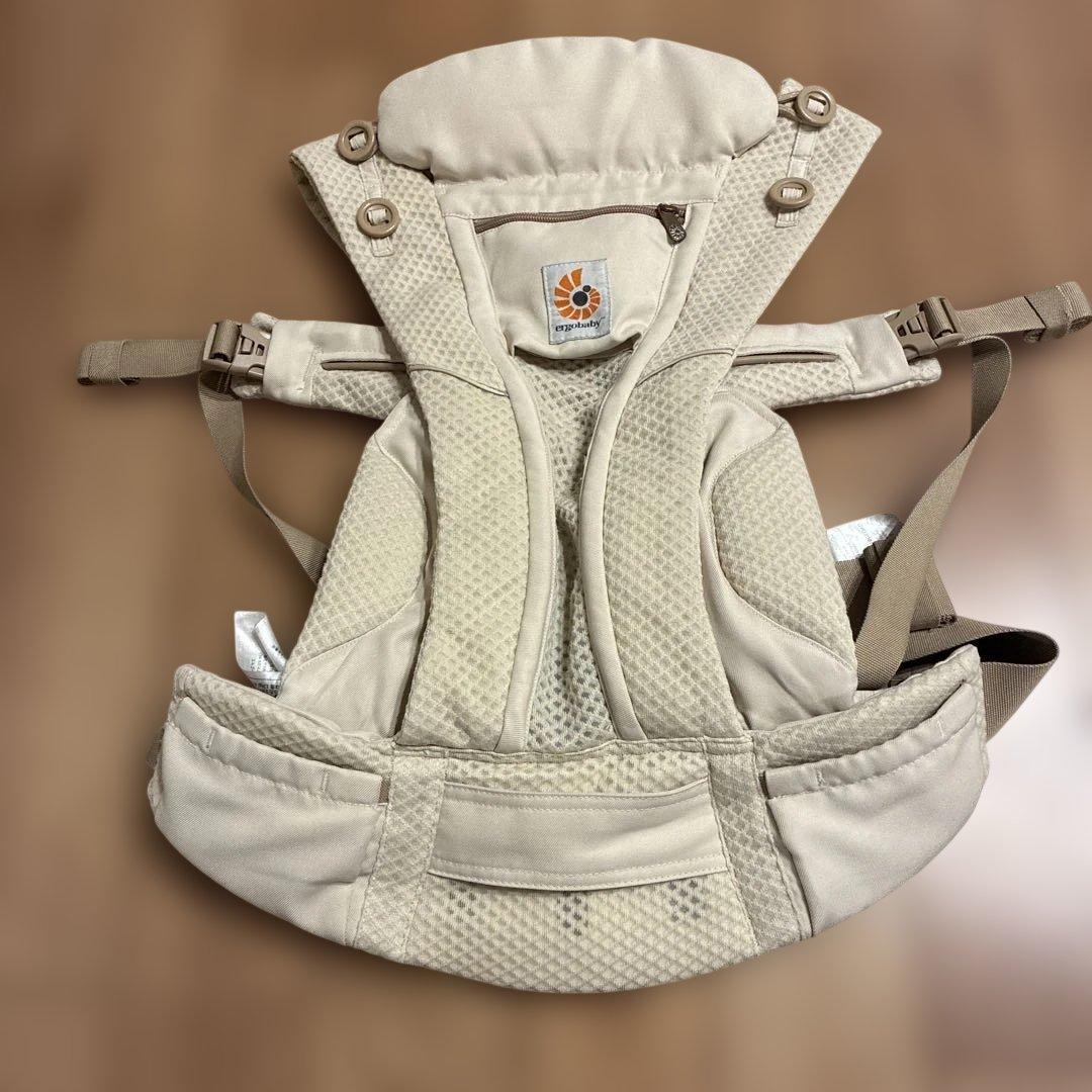 人気！エルゴの抱っこひもオムニブリーズ　ナチュラルベージュ