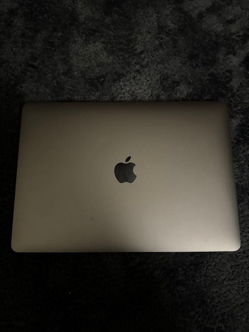 MacBook本体 Apple MacBook Air MGN63J/A