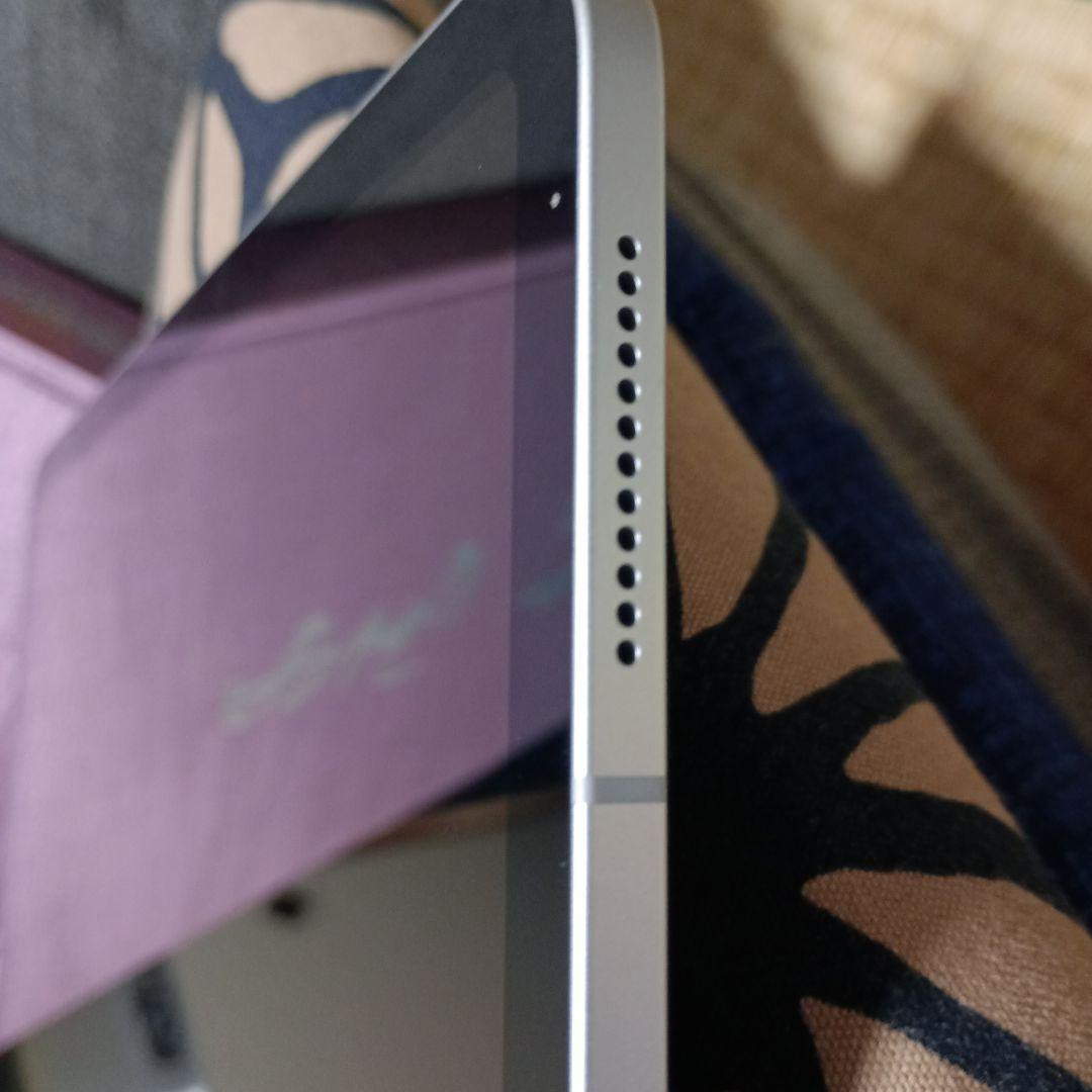 iPad (第9世代) スペースグレー 本体 ドコモ