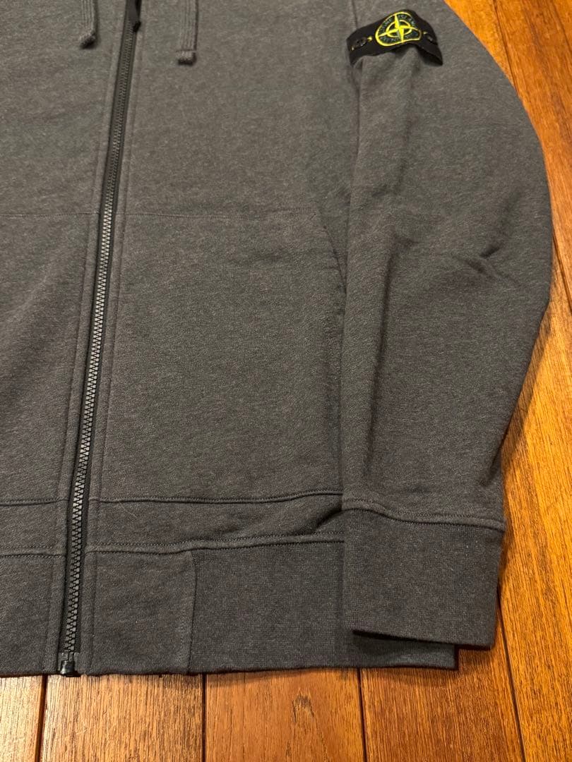 【上杉柊平着】定価7万 STONE  定番 ジップパーカー 未使用級