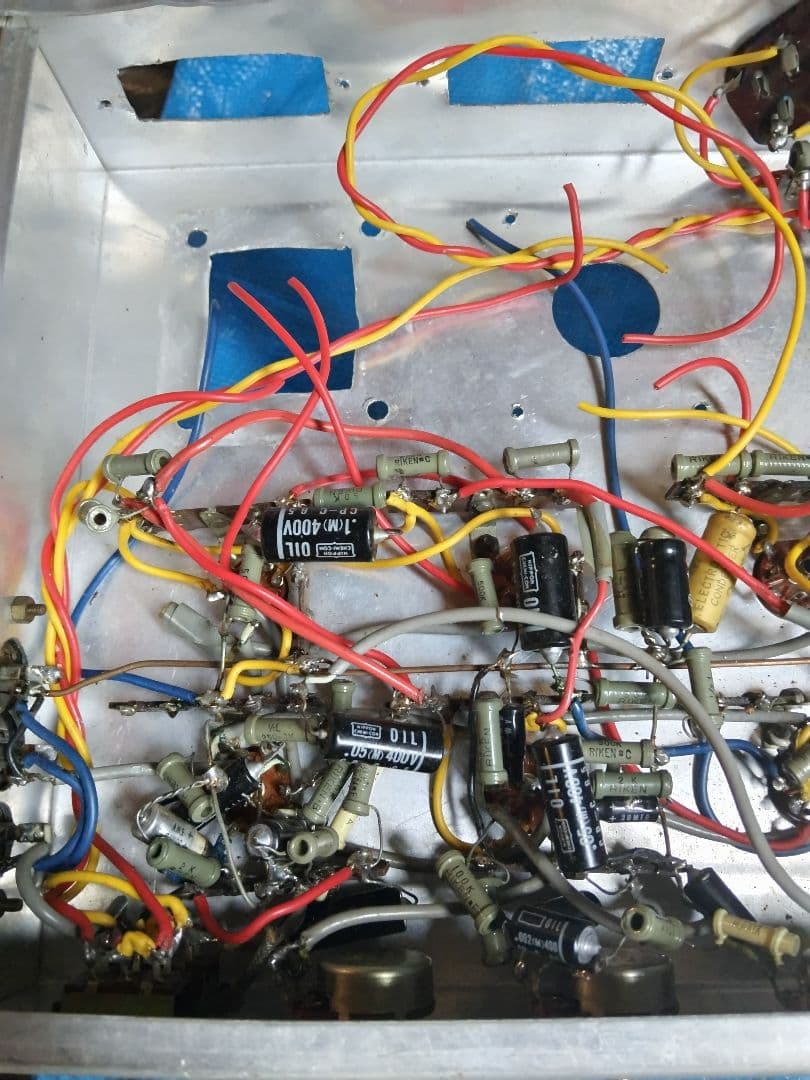 真空管プリメインアンプ 用アルミシャーシージャンク品の出品です。