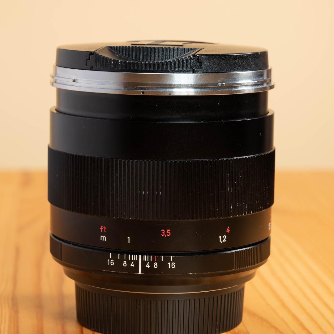 Carl Zeiss Planar T f1.4 85mm ZE キャノン用