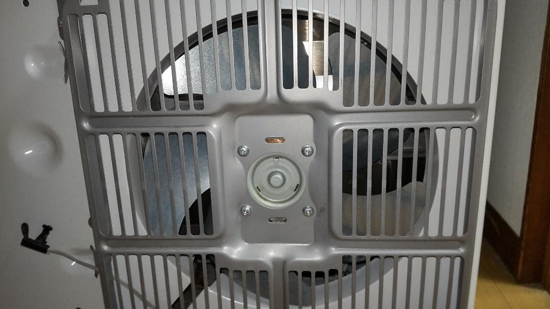 Dainichi 石油ファンヒーター FW-6716SDX　ホワイト2016年製