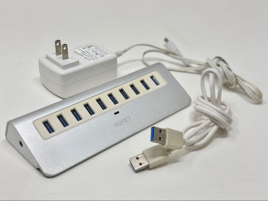 HTC VIVE Tracker 3.0 5個セット(便利なおまけ付き)