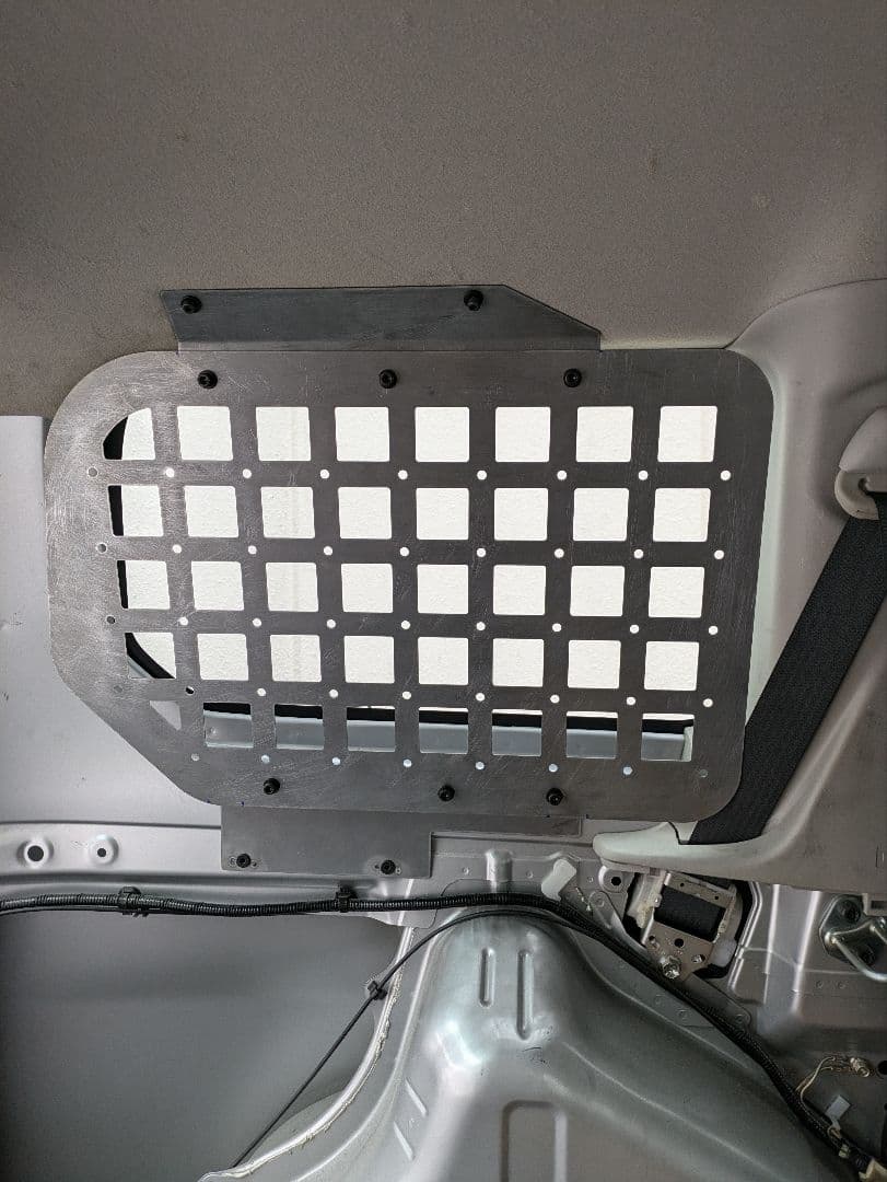 プロボックス　サクシード　インナーメッシュパネル　左右セット　無塗装品