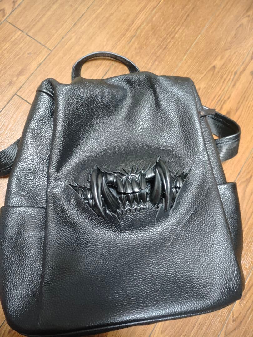 malicious.x 【BLACK】Cat fang backpack