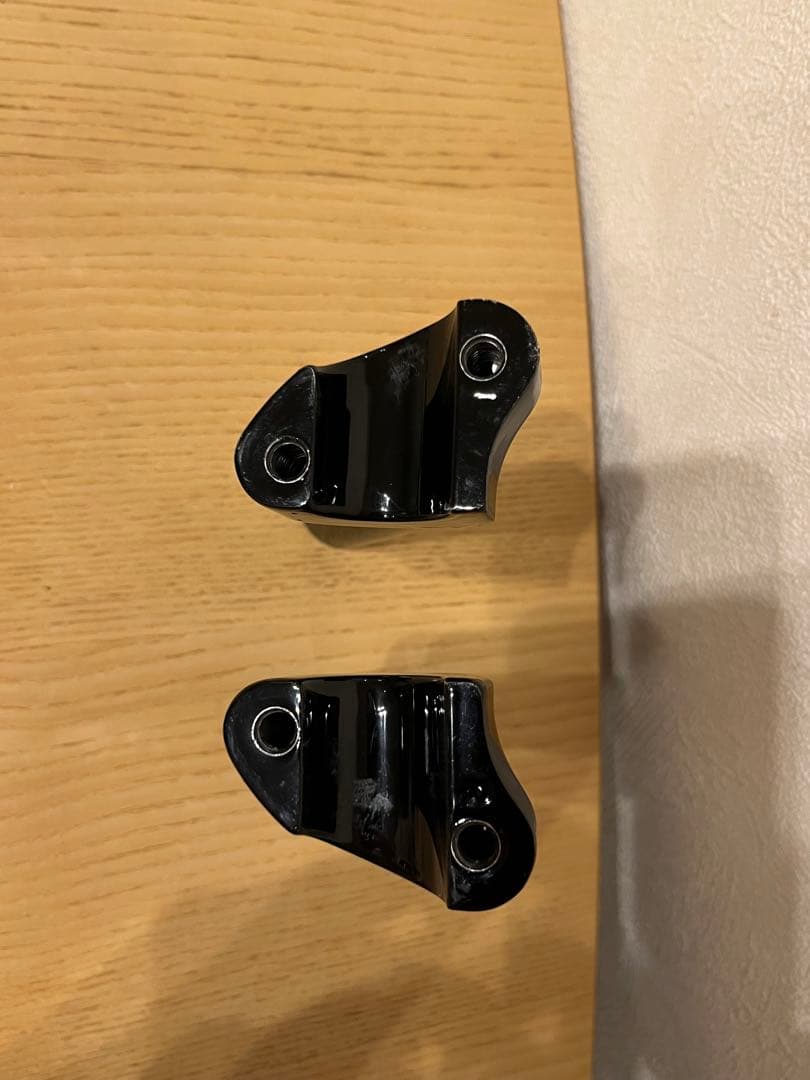 ハーレー プルバックライザー 黒　ネオファクトリー