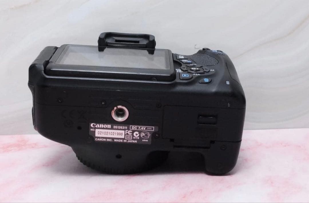 入門機に✨Canon EOS Kiss X5✨標準レンズカメラ✨一眼レフ