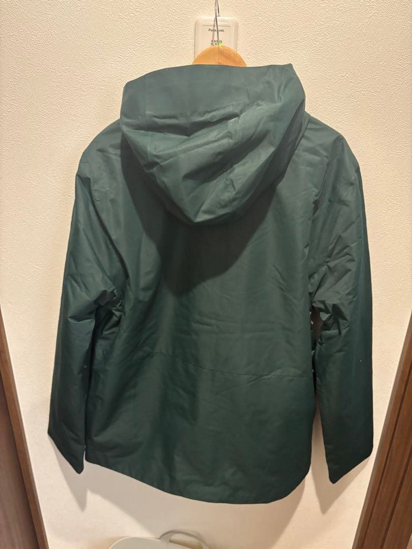 新品 OAKLEY　スノー　ジャケット ウエア　スキー　スノーボード　緑