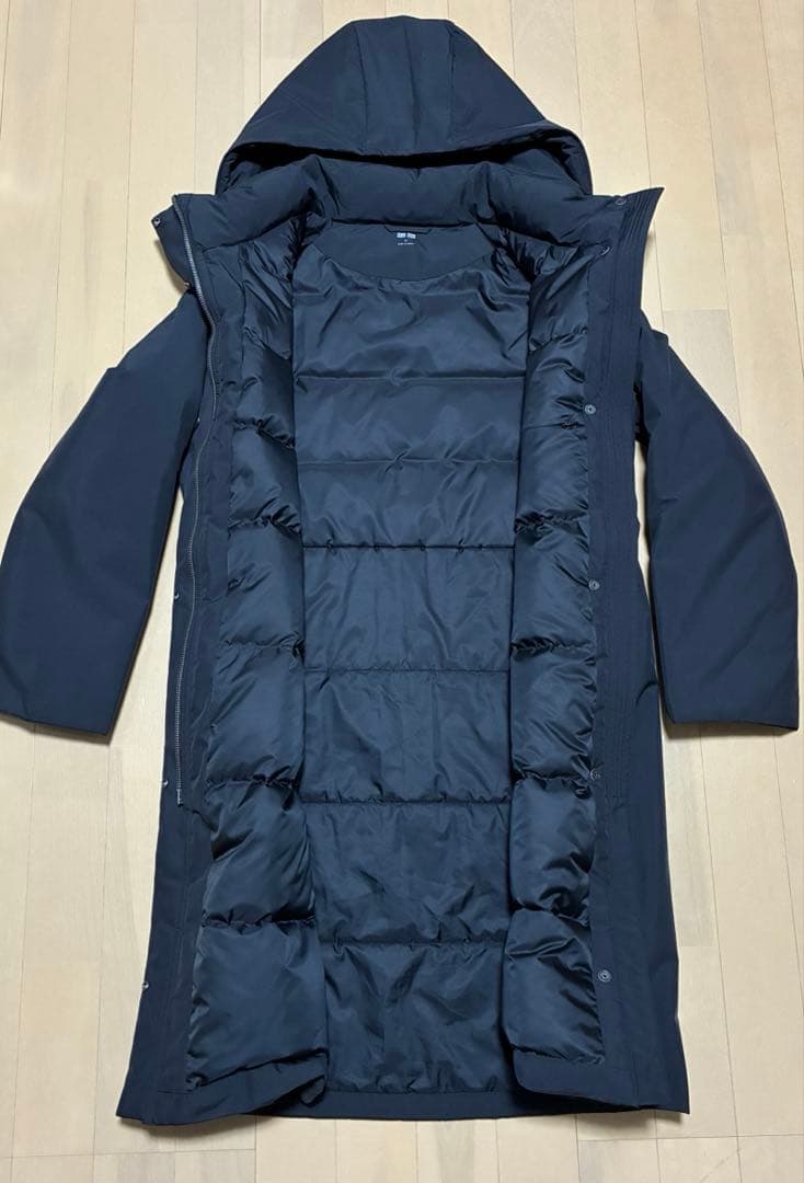 ほぼ未使用　ユニクロ　UNIQLO ハイブリッドダウンコート　黒　Ｍ