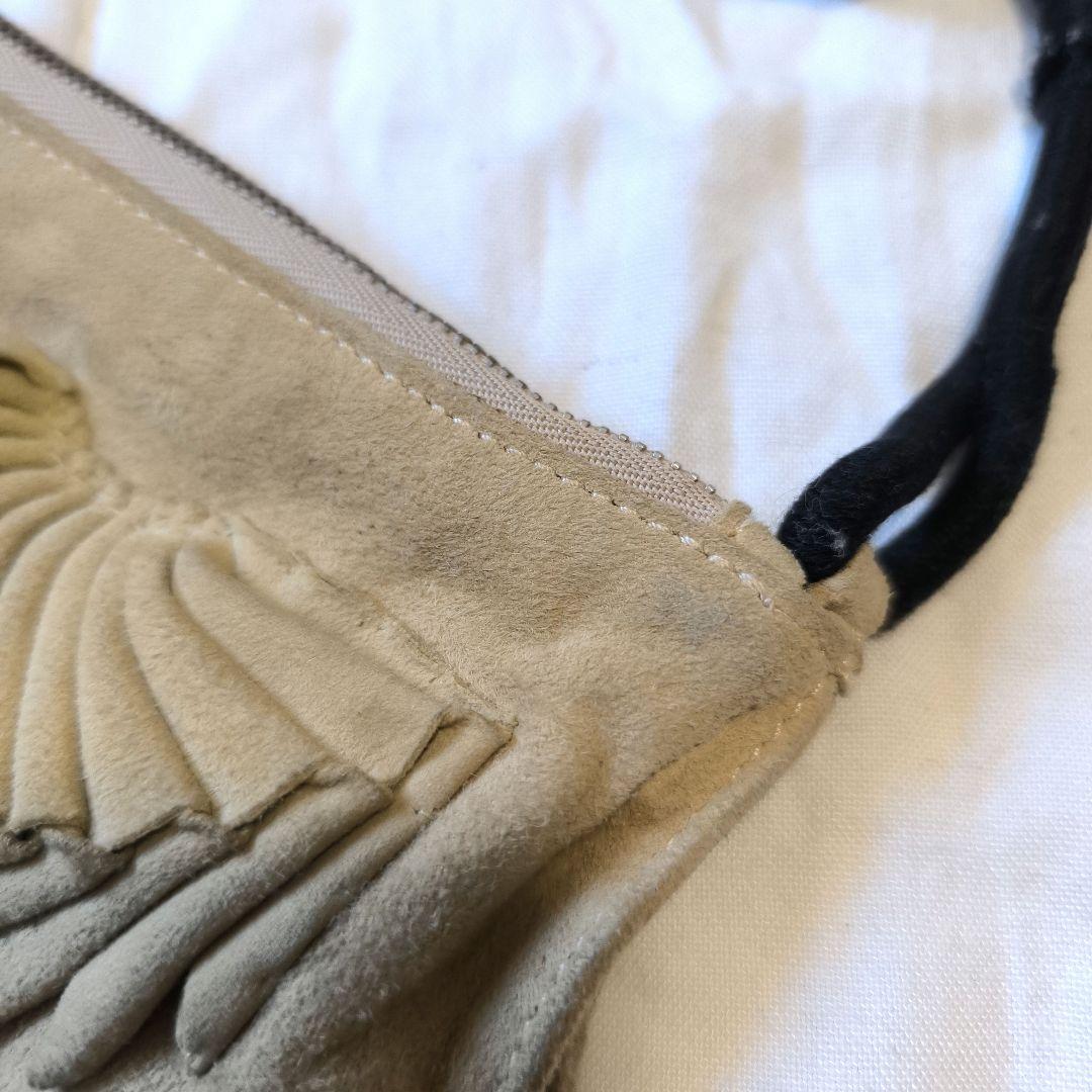 Chloe　クロエ　ベージュスエードバッグ　クローバーチャーム