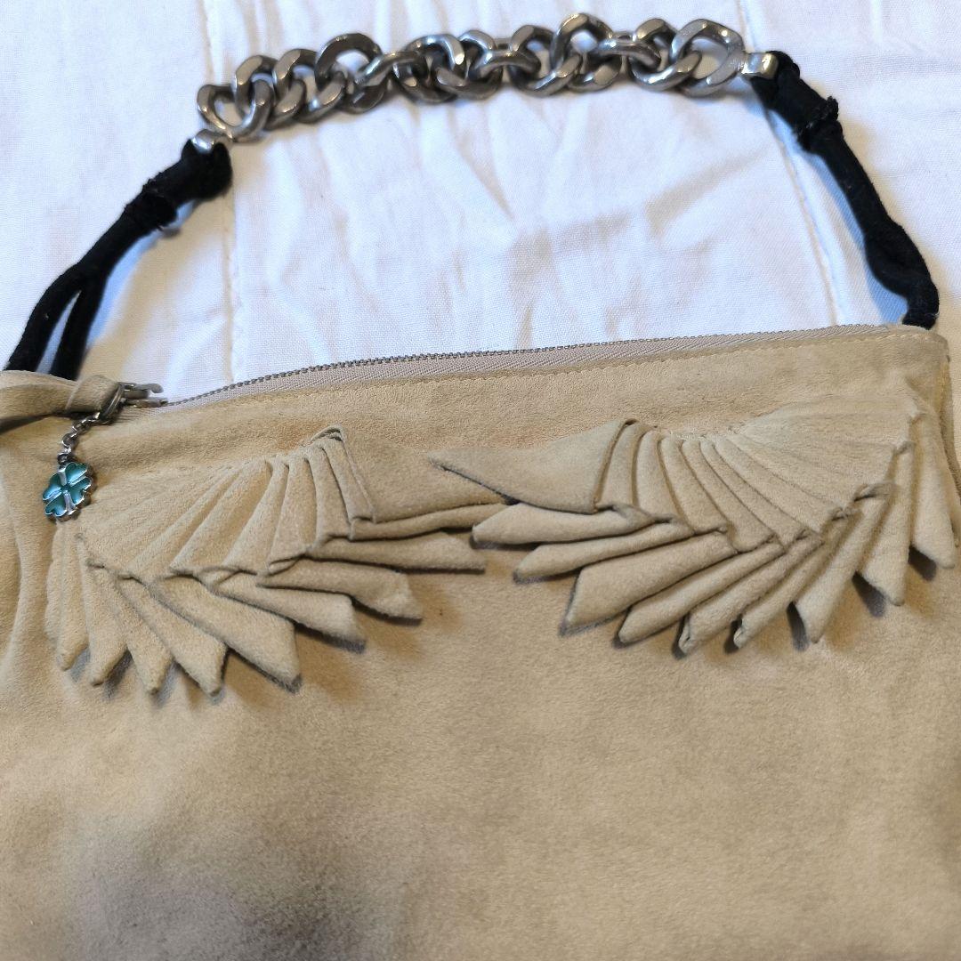 Chloe　クロエ　ベージュスエードバッグ　クローバーチャーム