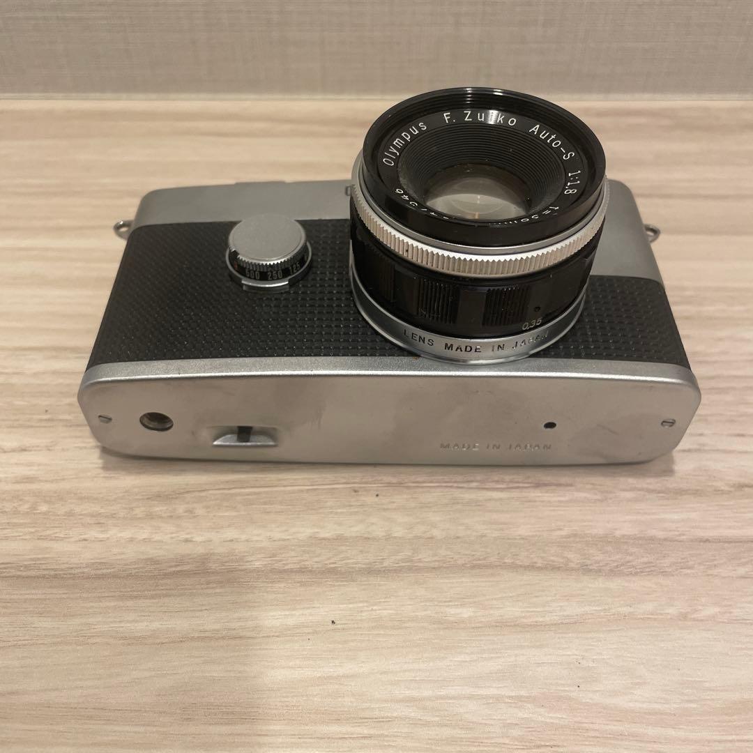 フィルムカメラ OLYMPUS PEN F F.zuiko Auto-s 1:1.8 f38mm
