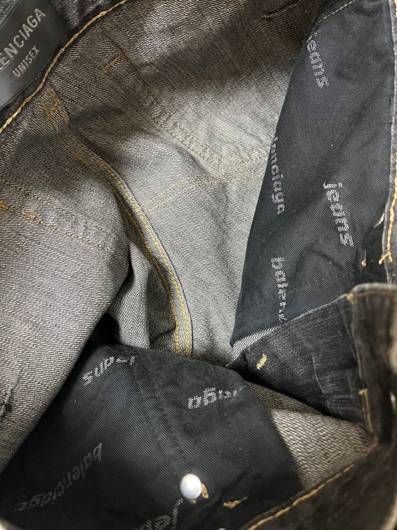 あ*様 balenciaga Relief Stitching Jeans