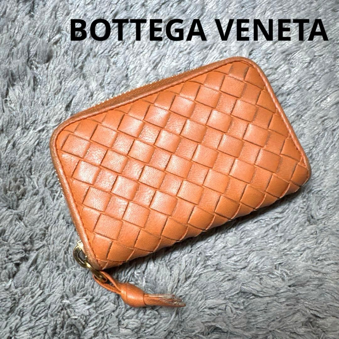 BOTTEGA VENETA ケース イントレチャート レザー