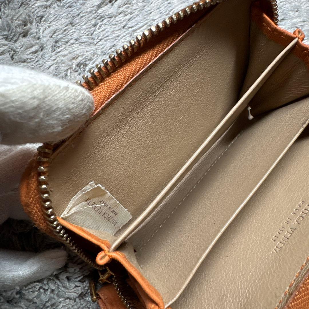 BOTTEGA VENETA ケース イントレチャート レザー