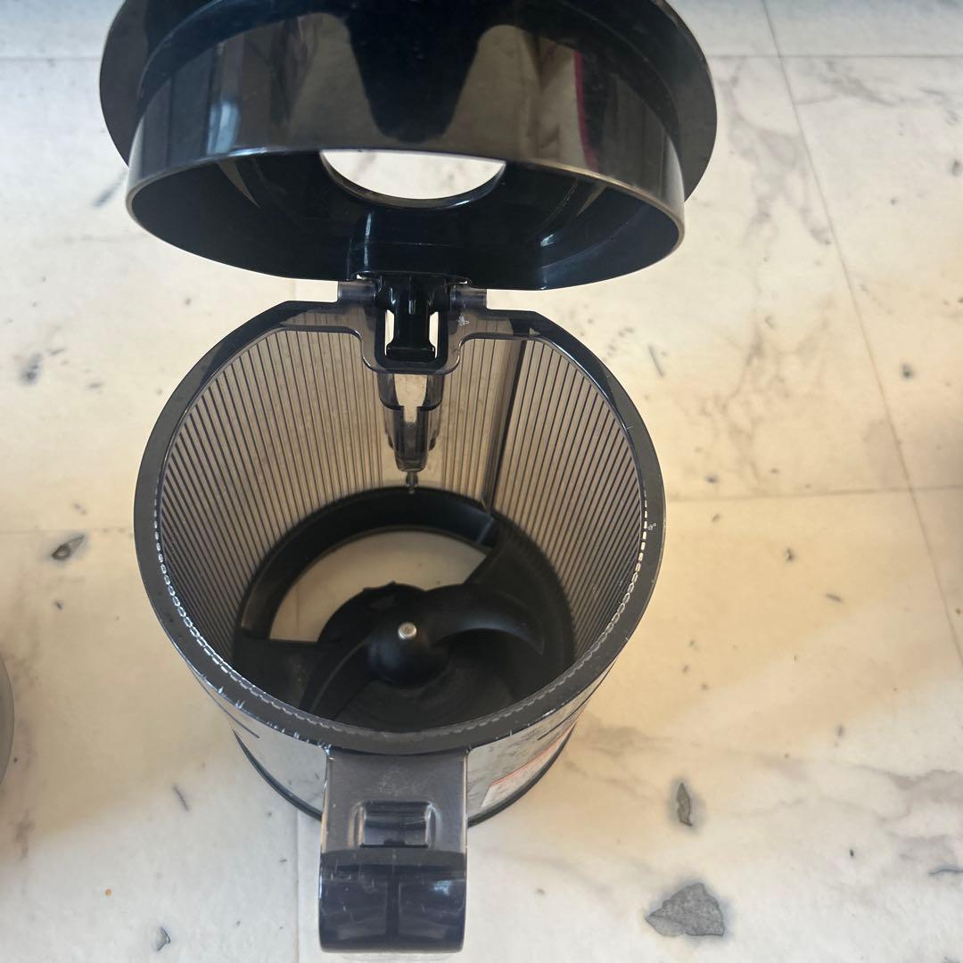 Hurom ジュースメーカー グレー