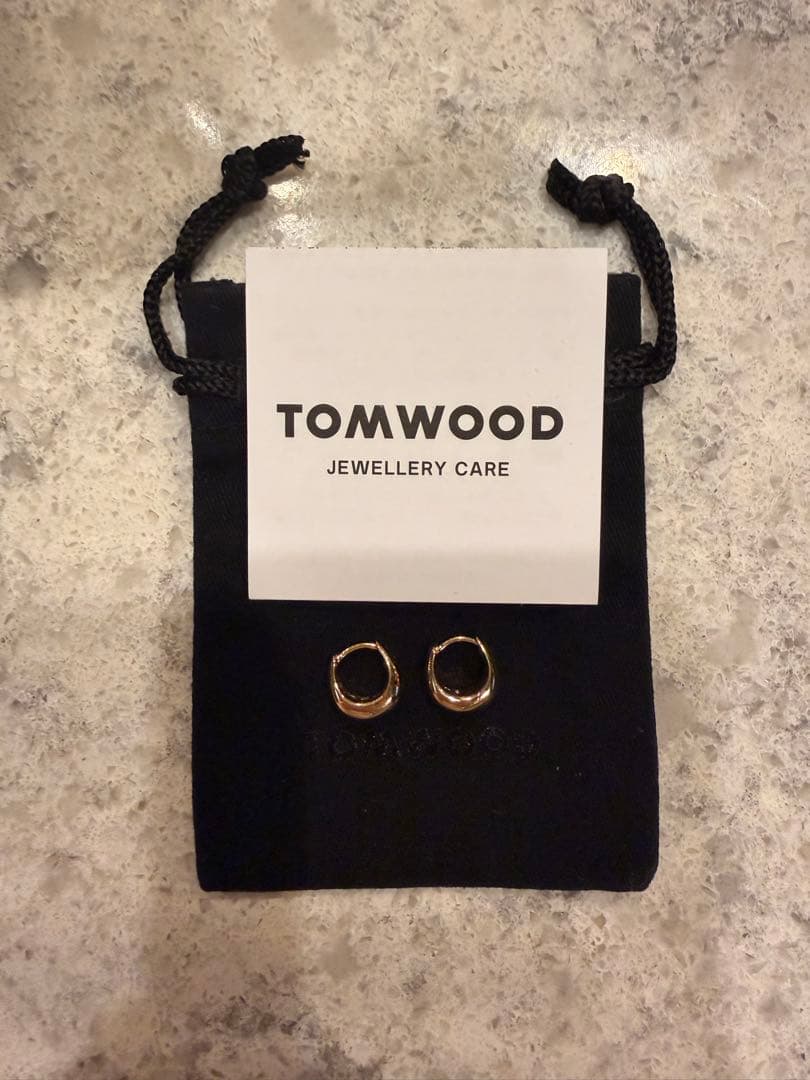 TOM WOOD ゴールド フープピアス Ice Huggies Gold
