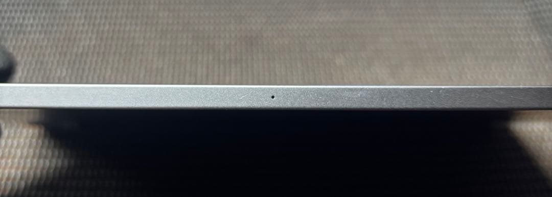 Apple iPad Pro 11インチ　第二世代　即日発送　カバー付き