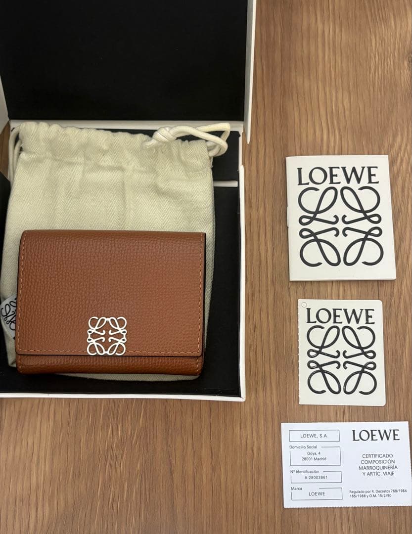 【最安値】LOEWE 名刺・カードケース