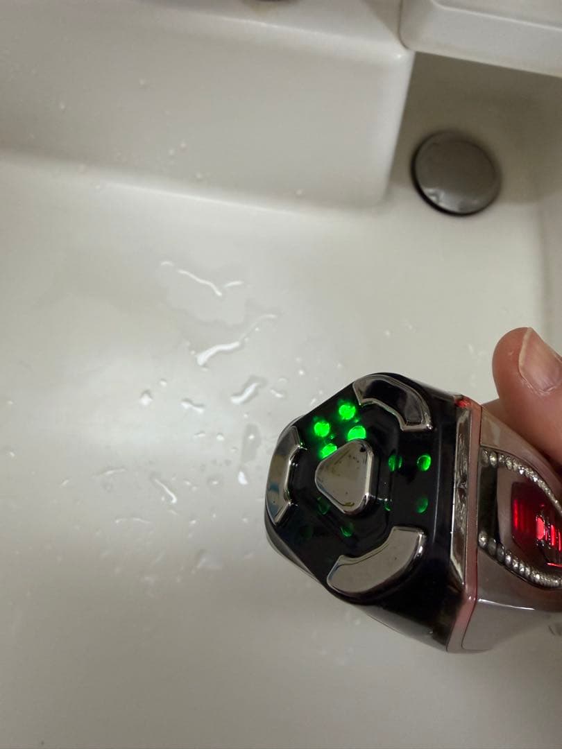 ARTISTIC＆CO Dr.Arrivo 美顔器