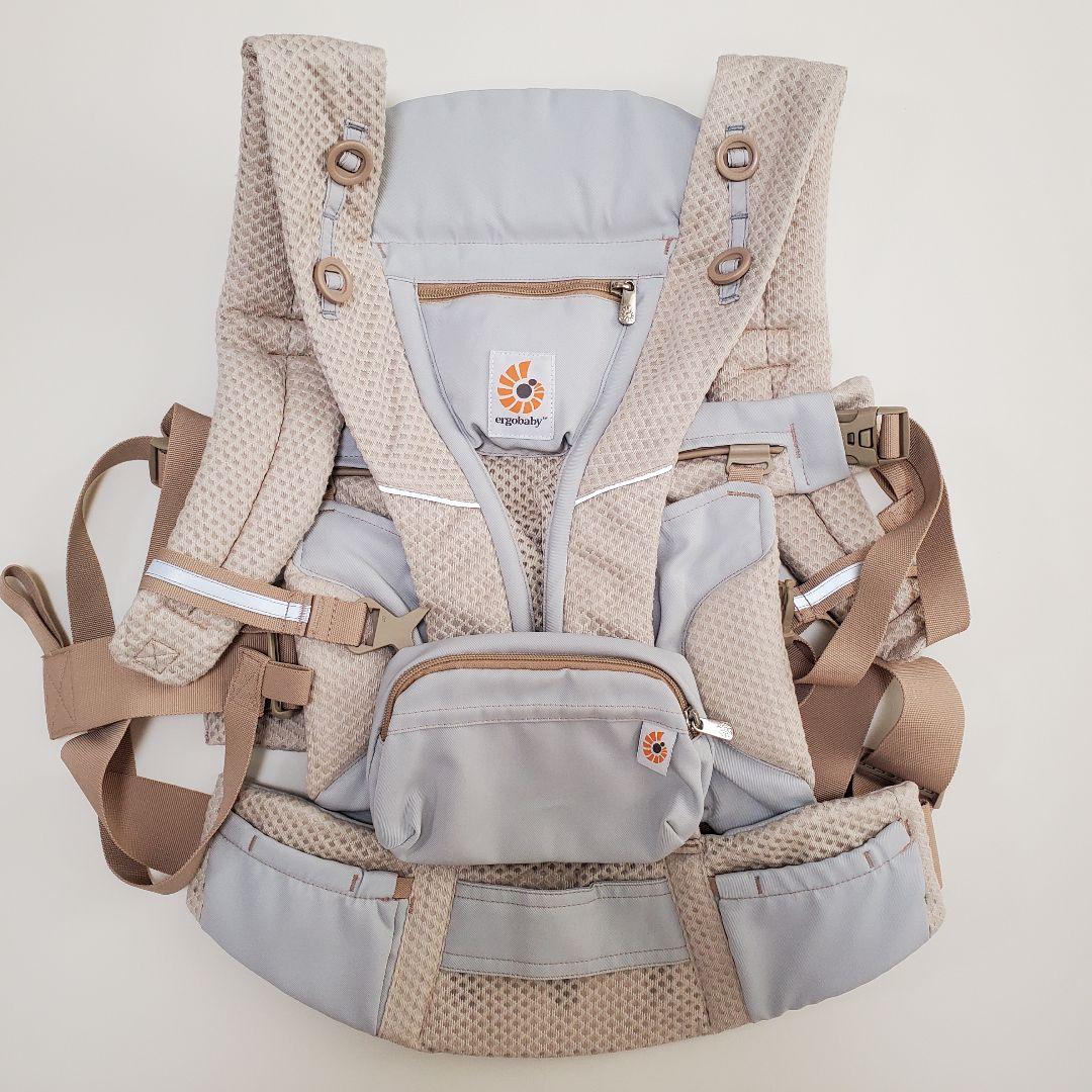 ②ergobaby エルゴベビー オムニブリーズ サンドベージュ 抱っこ紐