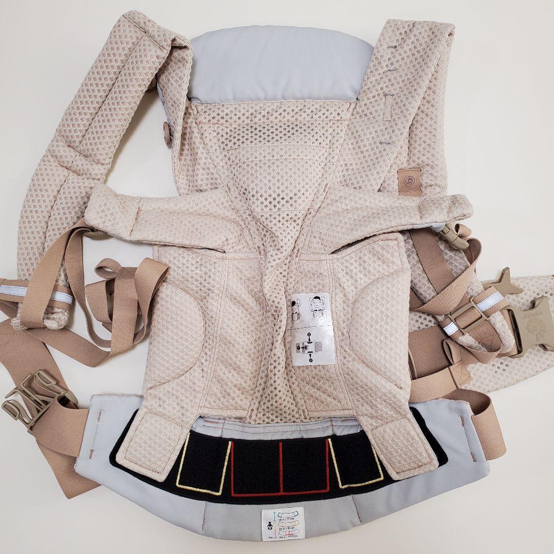 ②ergobaby エルゴベビー オムニブリーズ サンドベージュ 抱っこ紐
