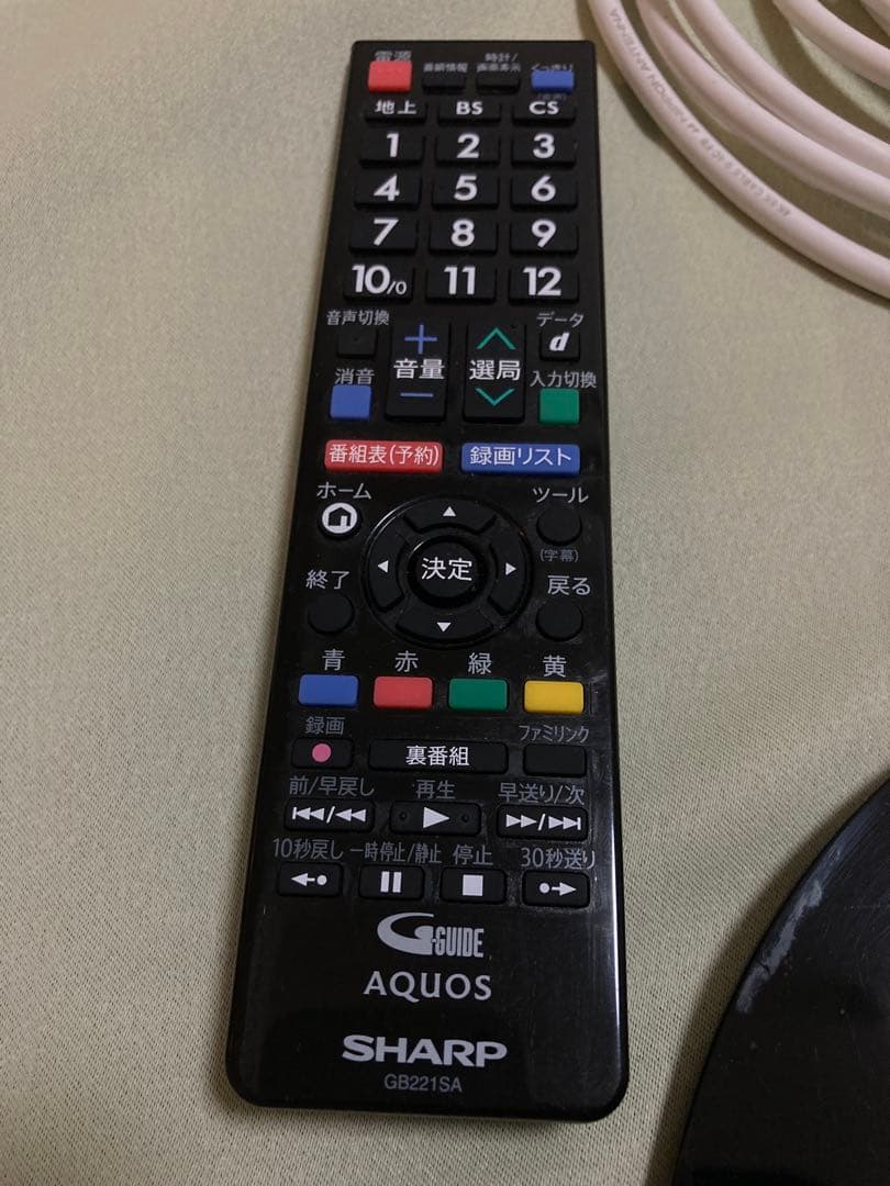 【美品】 AQUOS 24インチ　液晶テレビ (純正リモコン・ケーブル付き)