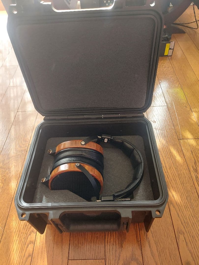 Audeze LCD-3 おまけ&専用ケース付き